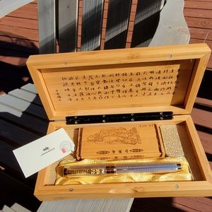 Luxury Pen With Bamboo Gift Box